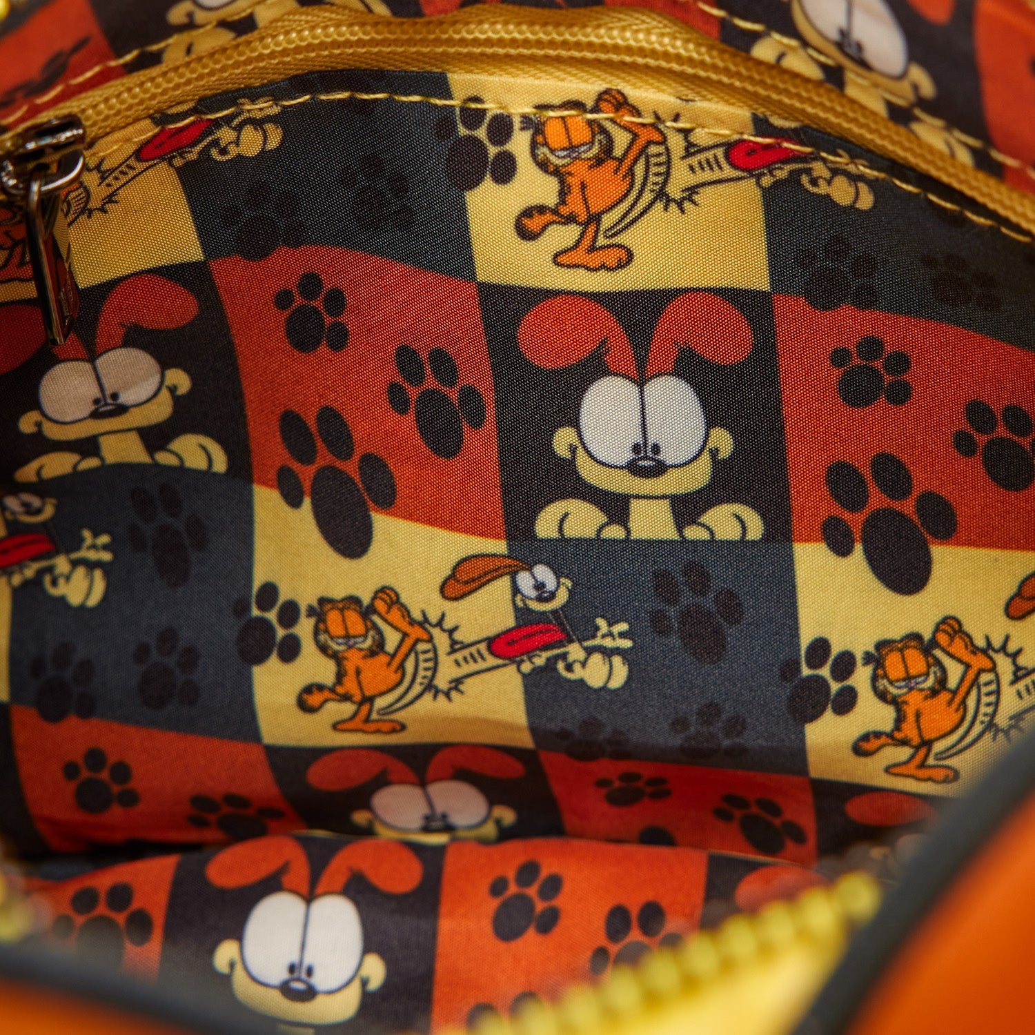 Garfield Odie Plush Crossbody Bag image 3